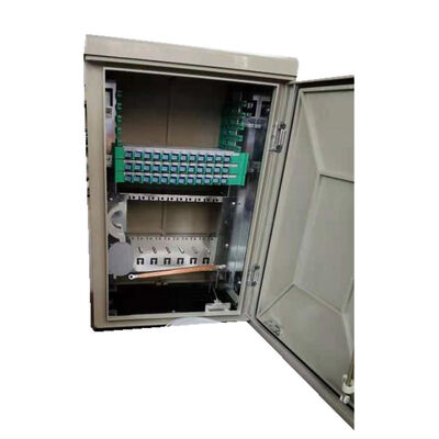 96 Core Tủ đường phố ngoài trời Tủ kết nối chéo quang gắn cực