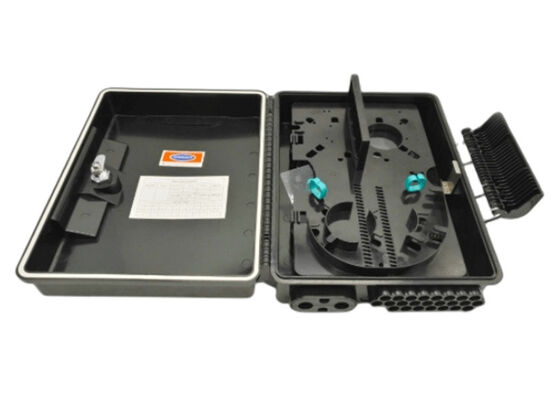 Giá treo tường bao vây cáp quang 24 cổng / Giá treo cực APC / UPC FTTB
